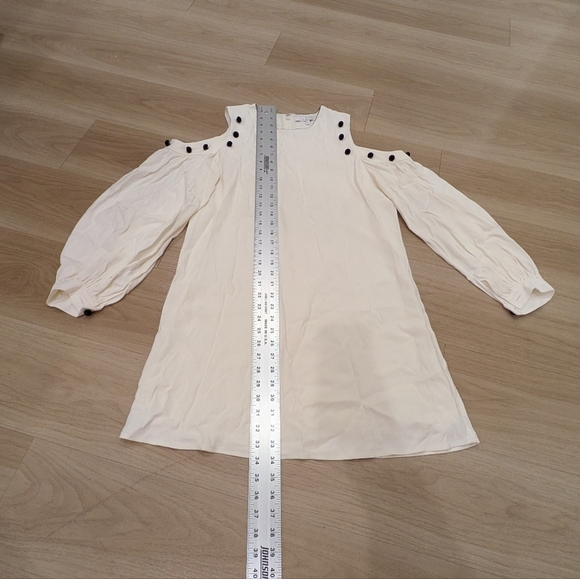 Alexis Shoulder Cutout Blouse With Black Buttons - Size L - Picture 3 of 5